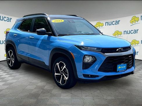 Used 2023 Chevrolet TrailBlazer RS w/ Sun and Liftgate Package AWD/4WD image 1