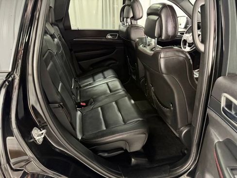 Used 2018 Jeep Grand Cherokee Trailhawk w/ Trailhawk Luxury Group AWD/4WD image 8