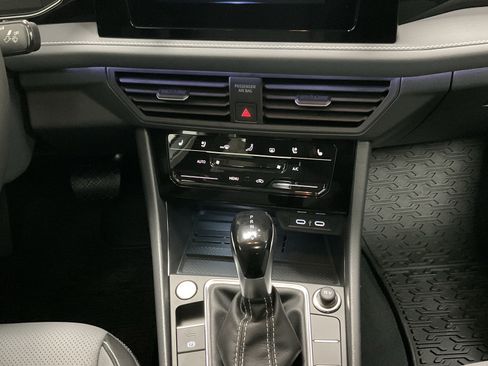 New 2026 Volkswagen Jetta SEL FWD image 13