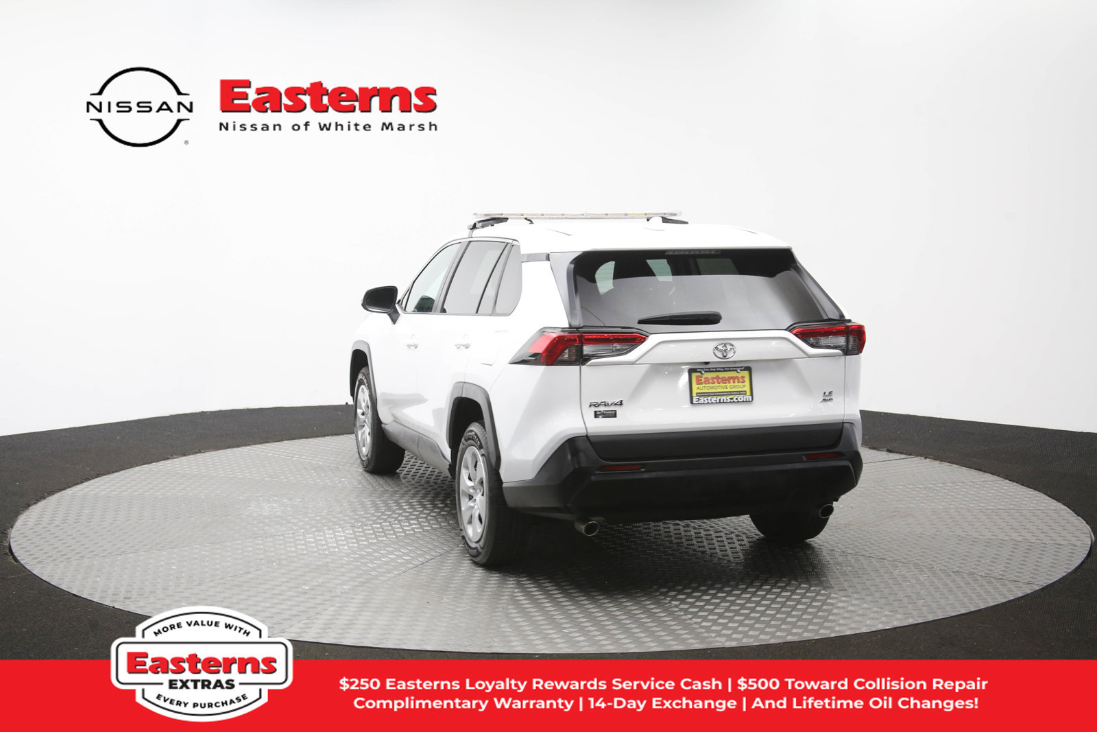 Used 2023 Toyota RAV4 LE AWD/4WD image 65