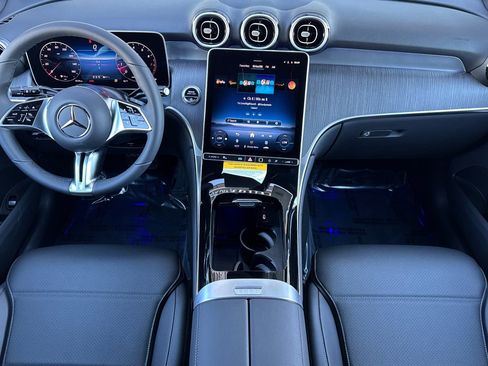 New 2026 Mercedes-Benz GLC 300 image 3