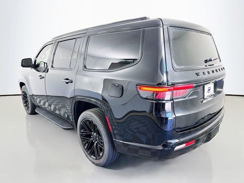 Used 2024 Jeep Wagoneer Series II AWD/4WD image 7