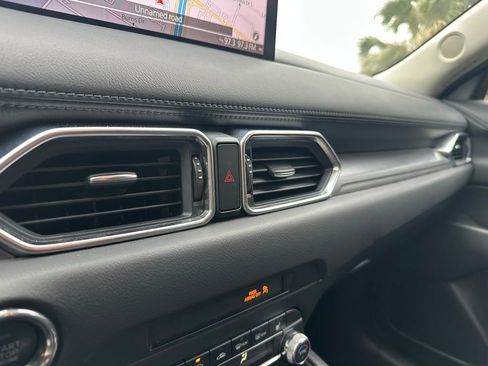 Used 2024 MAZDA CX-5 AWD 2.5 S w/ Select Package image 23