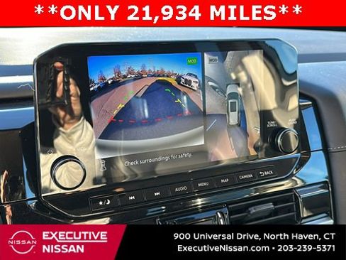 Certified 2024 Nissan Pathfinder SL w/ Cargo Package image 15