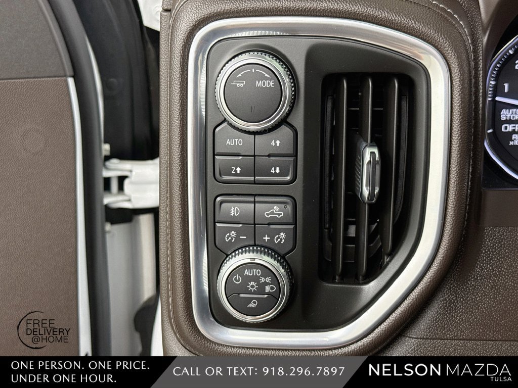 Used 2020 GMC Sierra 1500 SLT w/ SLT Premium Plus Package AWD/4WD image 28