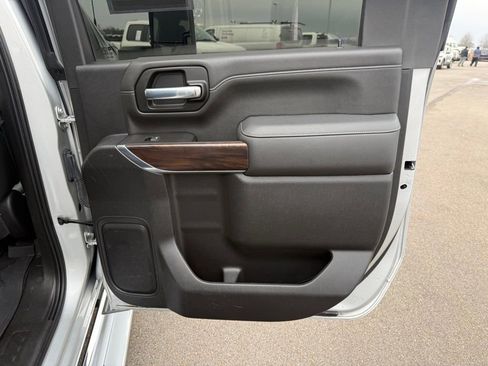 Used 2021 GMC Sierra 2500 SLT w/ SLT Premium Package image 20