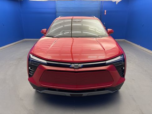Used 2024 Chevrolet Blazer EV LT AWD/4WD image 3