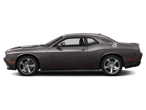 Used 2018 Dodge Challenger R/T w/ Blacktop Package RWD image 4