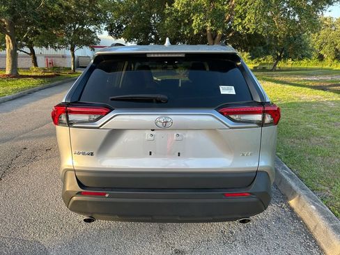Certified 2025 Toyota RAV4 XLE w/ Convenience Package FWD image 5