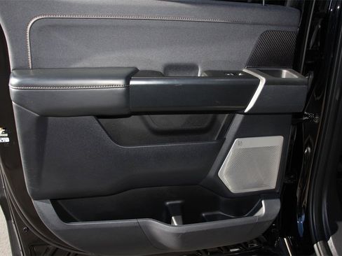 Certified 2022 Ford F150 Raptor w/ Equipment Group 801A High image 20