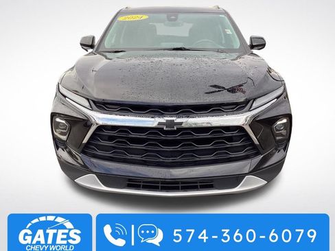 Used 2024 Chevrolet Blazer LT w/ Convenience Package FWD image 2