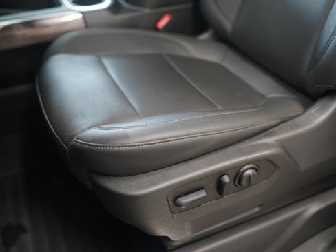 Used 2022 Chevrolet Silverado 3500 LTZ w/ LTZ Premium Package image 25