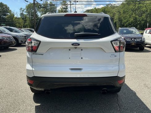 Used 2017 Ford Escape SE w/ Equipment Group 201A AWD/4WD image 8