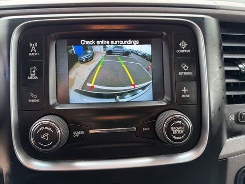 Used 2017 RAM 1500 Express AWD/4WD image 25