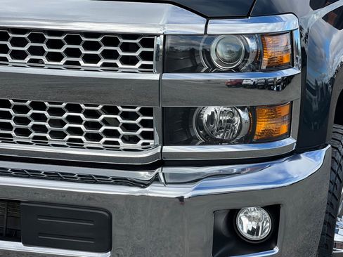 Used 2019 Chevrolet Silverado 3500 LT w/ All-Star Edition AWD/4WD image 48