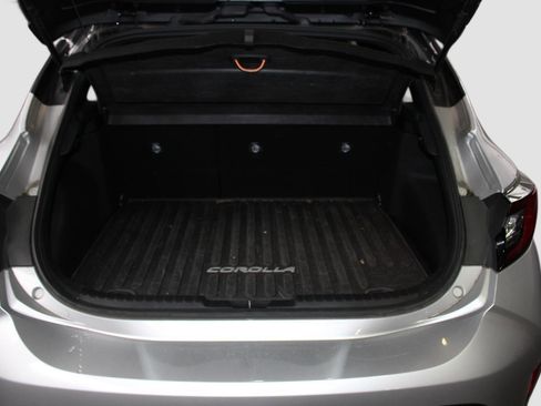 Certified 2024 Toyota Corolla SE w/ SE Package image 13