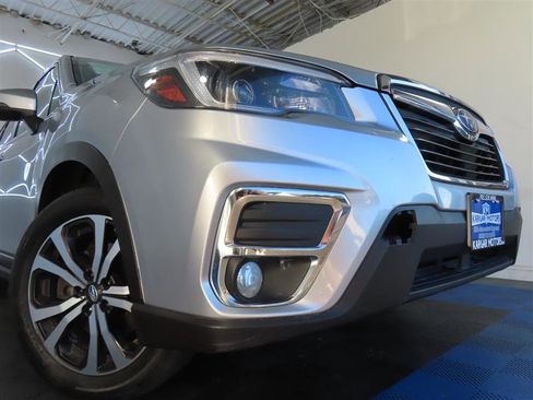 Used 2021 Subaru Forester Limited image 4