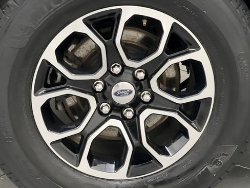 Used 2024 Ford Expedition Max XLT image 80