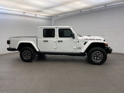 New 2026 Jeep Gladiator Rubicon image 2