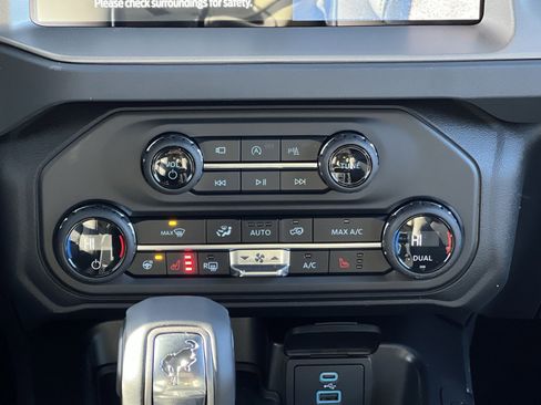 New 2025 Ford Bronco Outer Banks image 20