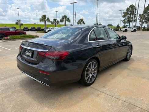 Used 2022 Mercedes-Benz E 350 Sedan image 5