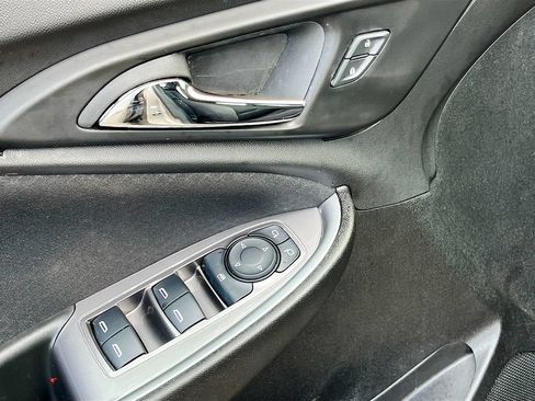 Used 2024 Chevrolet Malibu LS FWD image 17
