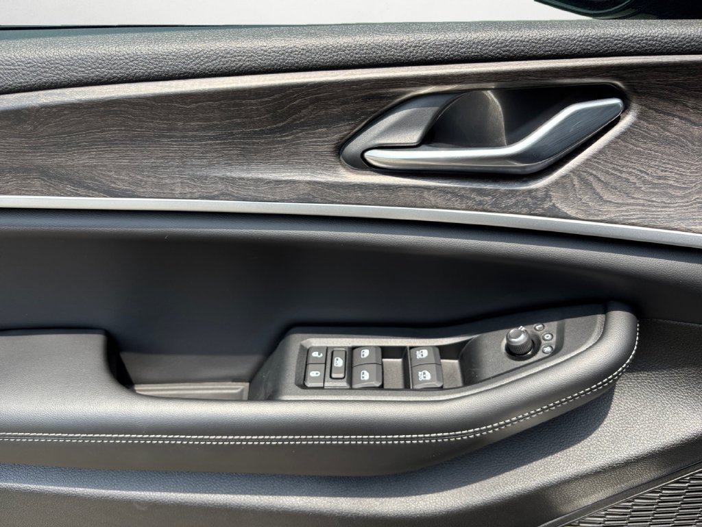 New 2026 Jeep Grand Cherokee Altitude AWD/4WD image 23