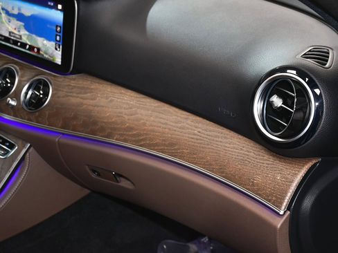 Used 2022 Mercedes-Benz E 450 4MATIC All-Terrain Wagon image 57