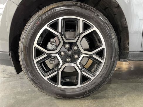 Used 2026 Ford Maverick Lariat AWD/4WD image 34