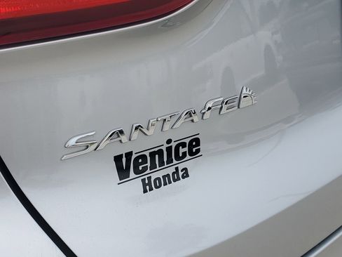 Used 2020 Hyundai Santa Fe SEL FWD image 11