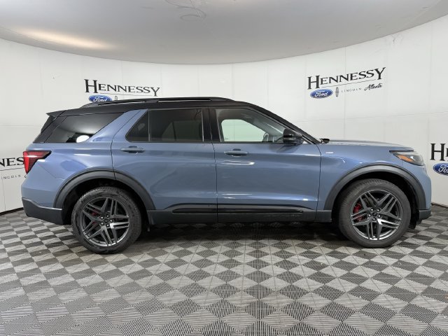 Used 2025 Ford Explorer ST-Line w/ ST-Line Street Pack AWD/4WD image 27