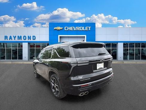 New 2025 Chevrolet Traverse High Country w/ LPO, Floor Liner Package FWD image 6