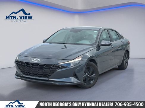 Used 2023 Hyundai Elantra Blue FWD image 1
