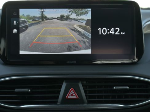 Used 2023 Hyundai Santa Fe SEL FWD image 17