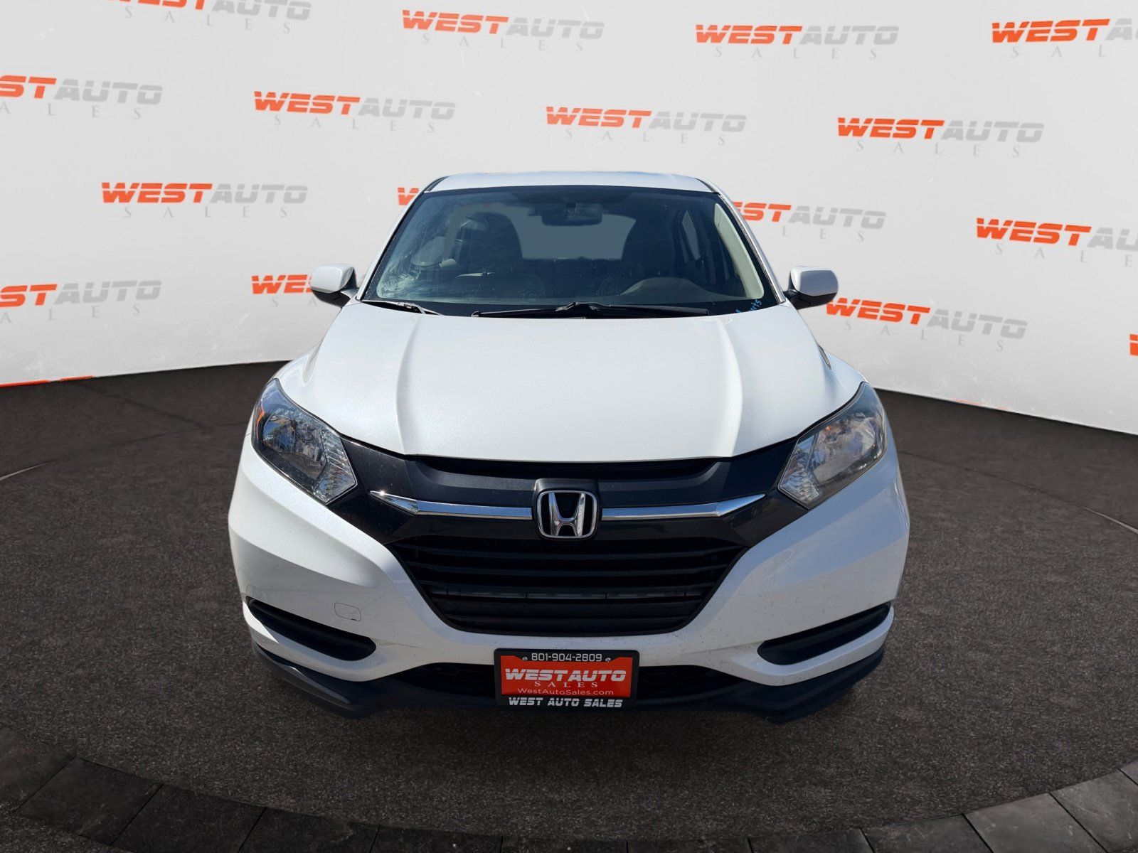 Used 2018 Honda HR-V LX image 8