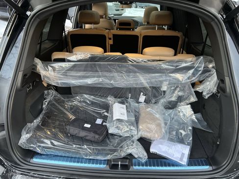 New 2026 Mercedes-Benz GLS 450 4MATIC image 25