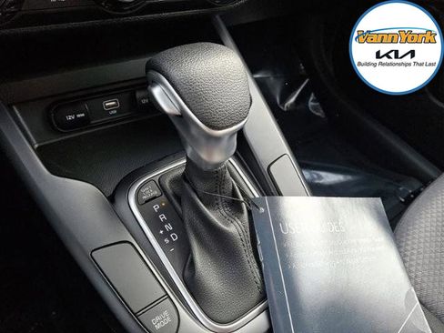 New 2025 Kia Soul LX w/ LX Technology Package image 9