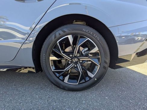 New 2025 Hyundai Sonata SEL image 11