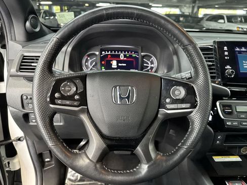 Used 2023 Honda Passport Elite image 15