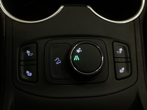 Used 2019 GMC Terrain SLT w/ Preferred Package image 17