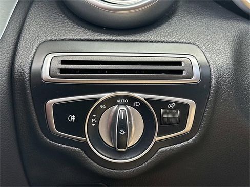 Certified 2022 Mercedes-Benz C 300 4MATIC Cabriolet image 25