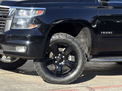 Used 2018 Chevrolet Tahoe Premier image 3