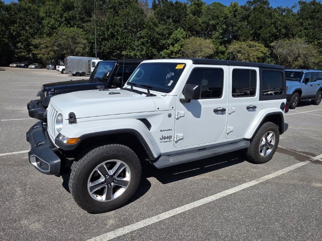 Used 2019 Jeep Wrangler Unlimited Sahara AWD/4WD image 14