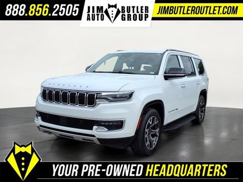 Used 2024 Jeep Wagoneer Series III AWD/4WD image 1