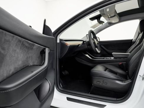 Used 2020 Tesla Model Y Performance AWD/4WD image 8