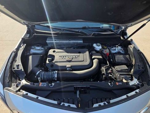 Used 2022 Cadillac XT4 Premium Luxury w/ Safety Alert Package image 24