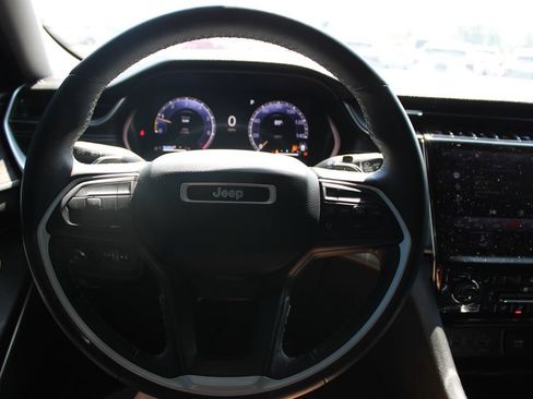 Used 2022 Jeep Grand Cherokee L Limited RWD image 40