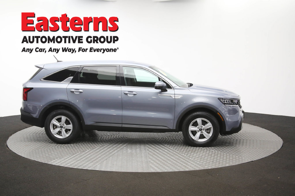 Used 2022 Kia Sorento LX FWD image 44
