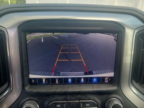 Used 2022 Chevrolet Silverado 2500 LTZ w/ LTZ Convenience Package image 24