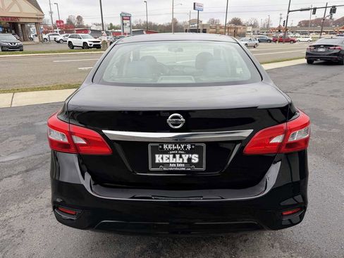 Used 2019 Nissan Sentra S image 4
